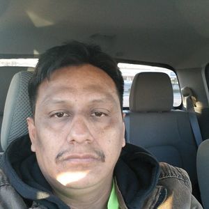 Meet your Posher, Santillan